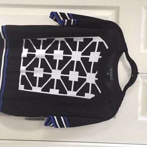 Knit short sleeve sweater